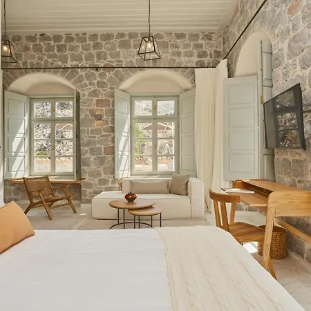 Mandraki Hotel 5*
