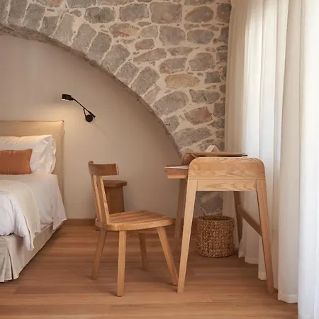 Mandraki Mandraki (Hydra)