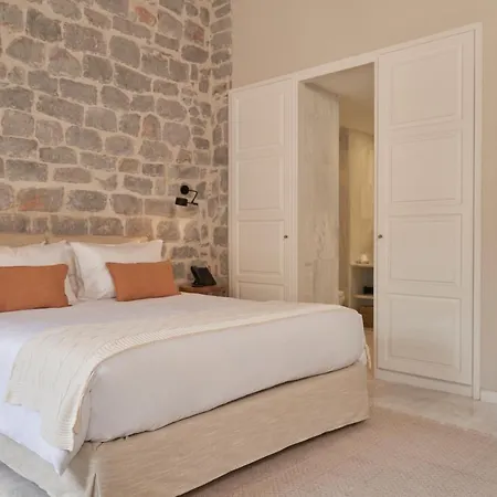 Mandraki Hotel 5*